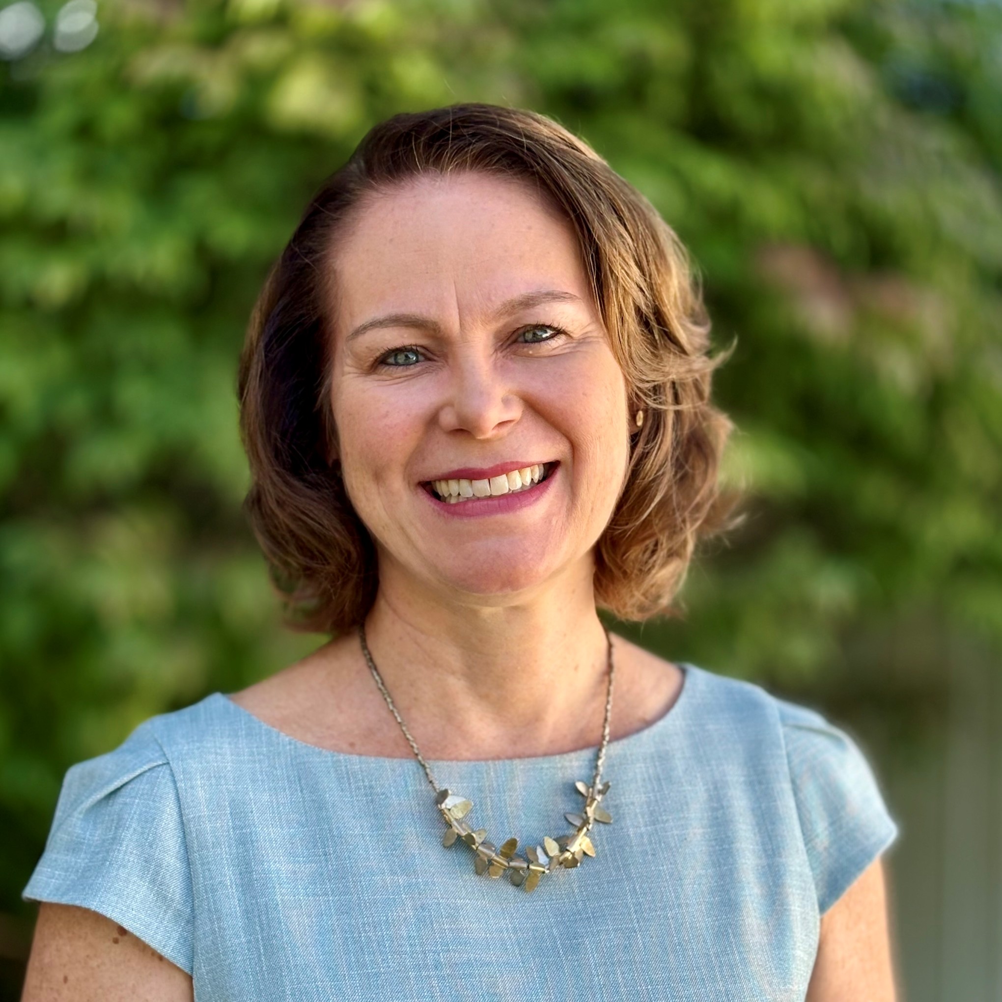 Leslie Pelton-Cairns